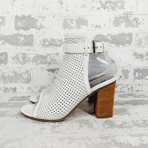 Sam Edelman Emmie Leather White Perforated Block Heel Sandals i508